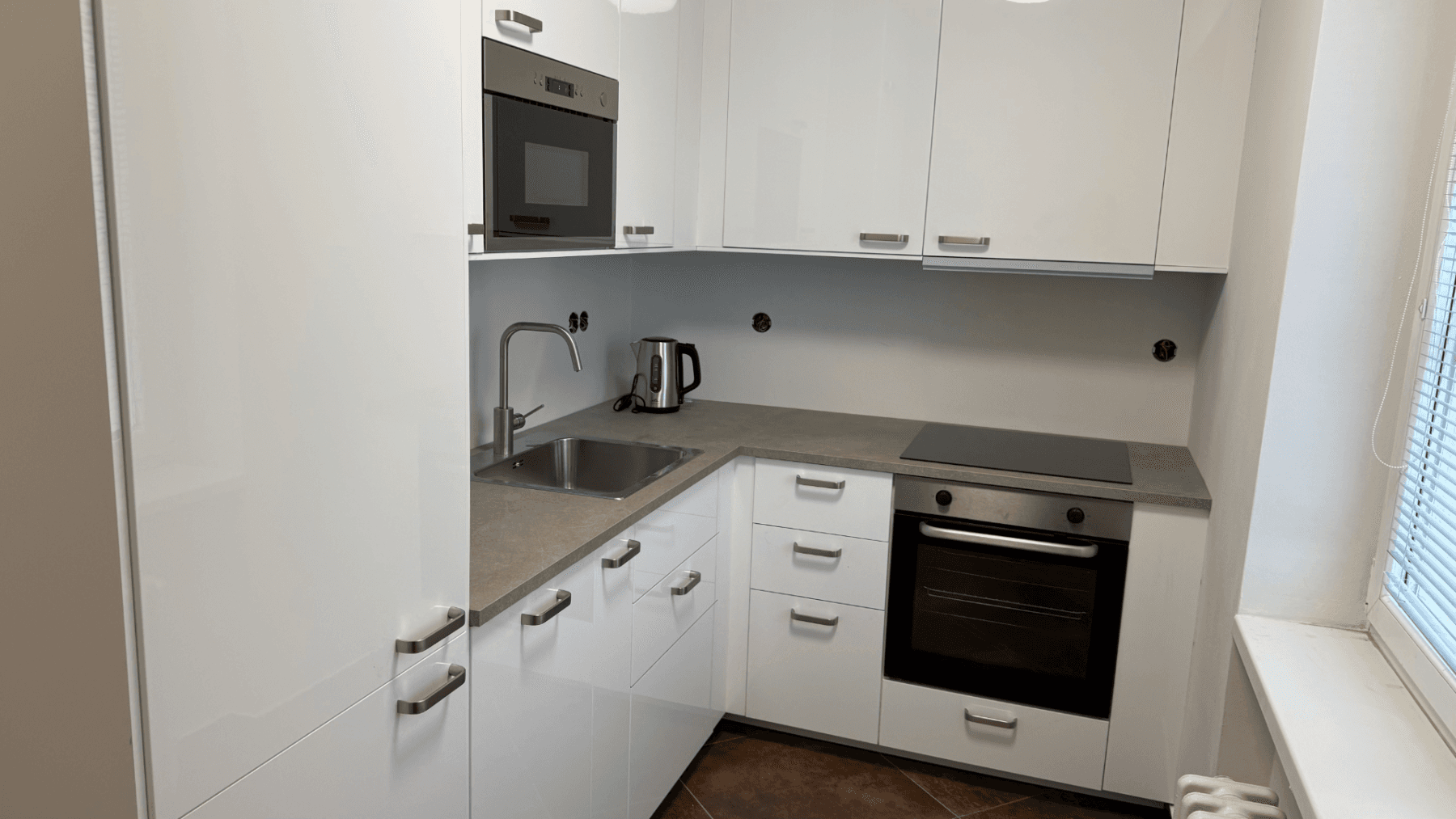 3 bedroom flat to rent, 68 m², Kpt. Fechtnera, Hradec Králové, Královéhradecký Region 3 bedroom flat to rent, 68 m², Kpt. Fechtnera, Hradec Králové, Královéhradecký Region