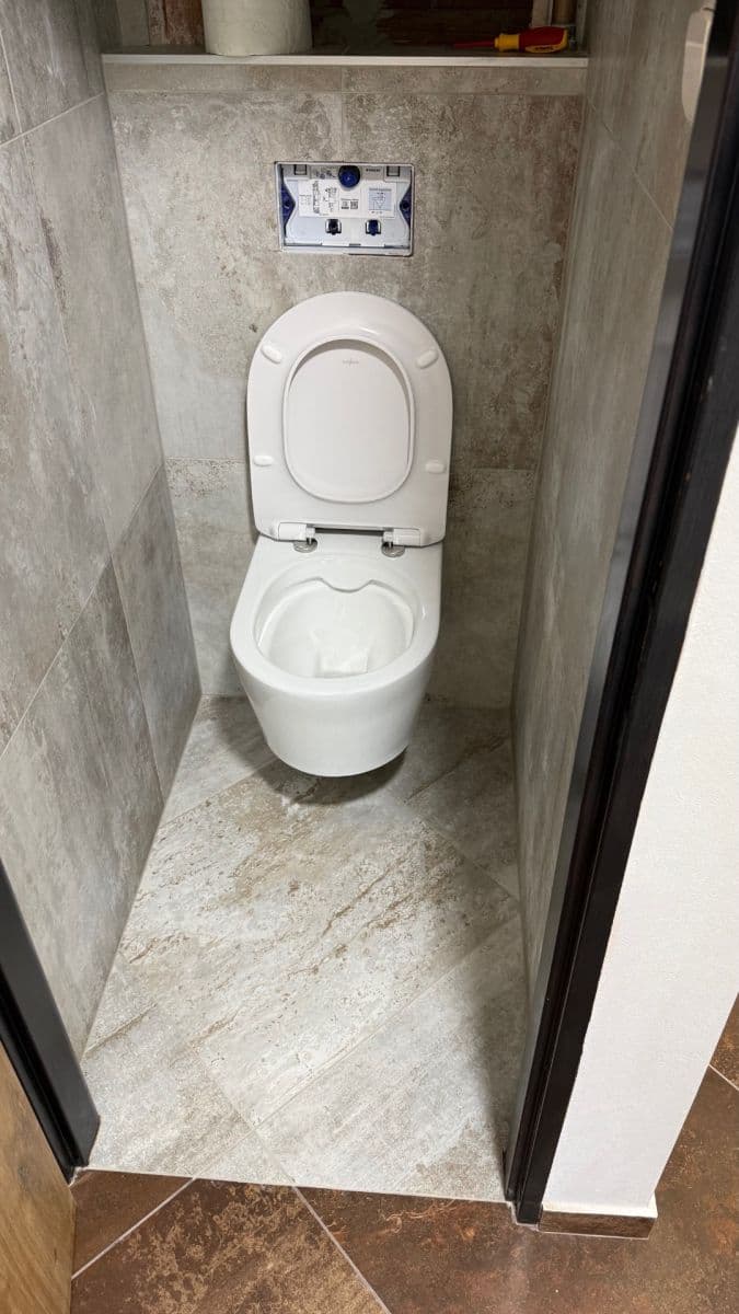 3 bedroom flat to rent, 68 m², Kpt. Fechtnera, Hradec Králové, Královéhradecký Region 3 bedroom flat to rent, 68 m², Kpt. Fechtnera, Hradec Králové, Královéhradecký Region