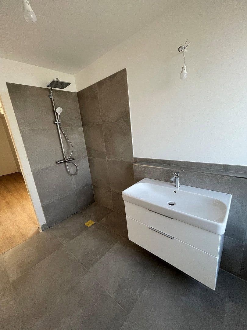 2 bedroom with open-plan kitchen flat to rent, 122 m², Kempen, North Rhine-Westphalia 2 bedroom with open-plan kitchen flat to rent, 122 m², Kempen, North Rhine-Westphalia