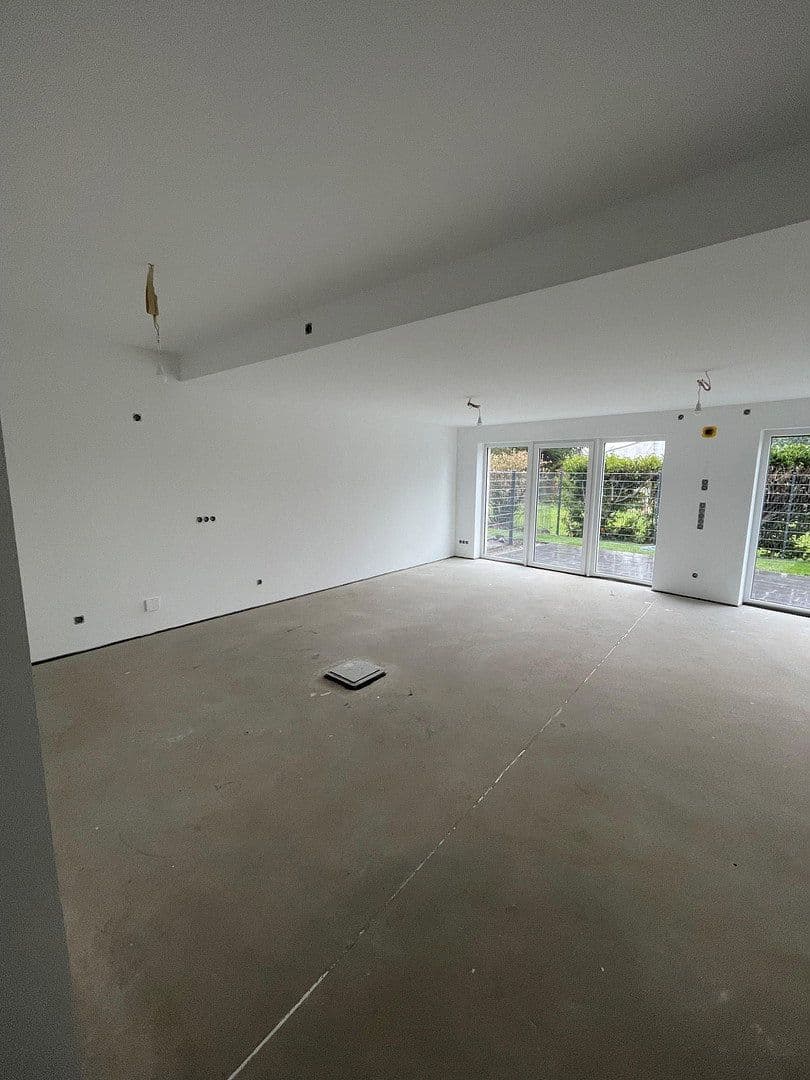 2 bedroom with open-plan kitchen flat to rent, 122 m², Kempen, North Rhine-Westphalia 2 bedroom with open-plan kitchen flat to rent, 122 m², Kempen, North Rhine-Westphalia