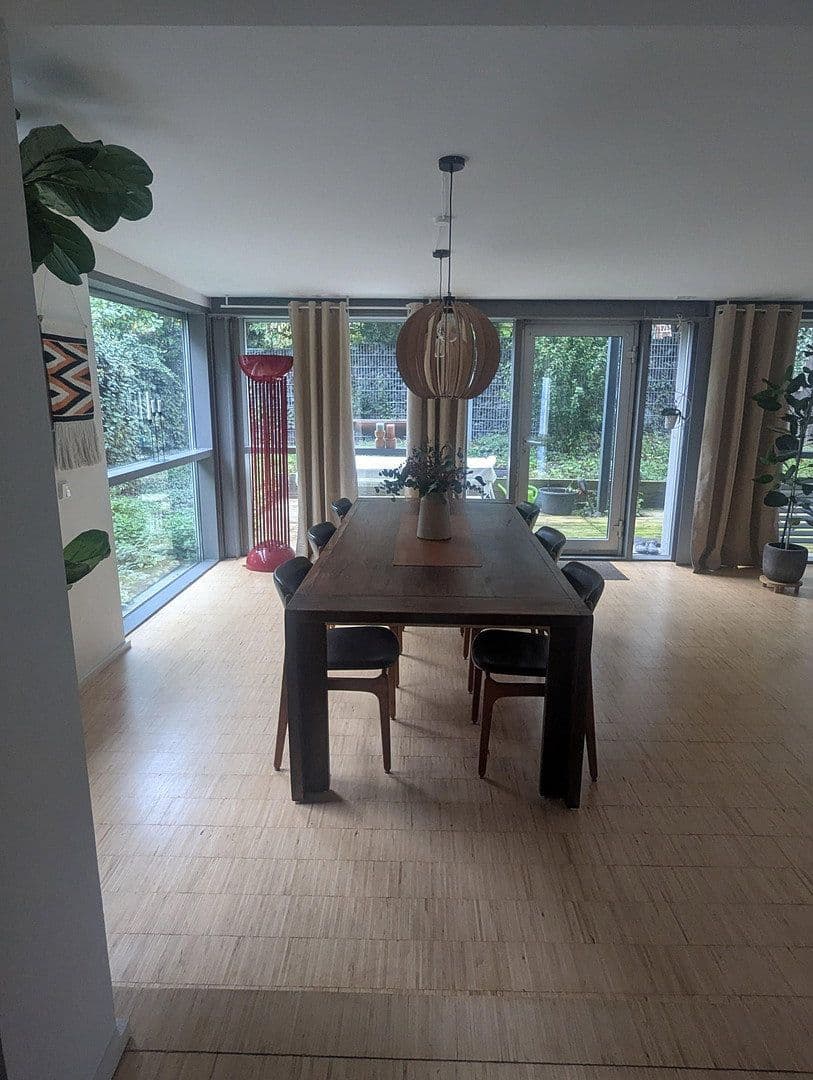 house for sale, 250 m², Korntal-Münchingen, Baden-Württemberg house for sale, 250 m², Korntal-Münchingen, Baden-Württemberg