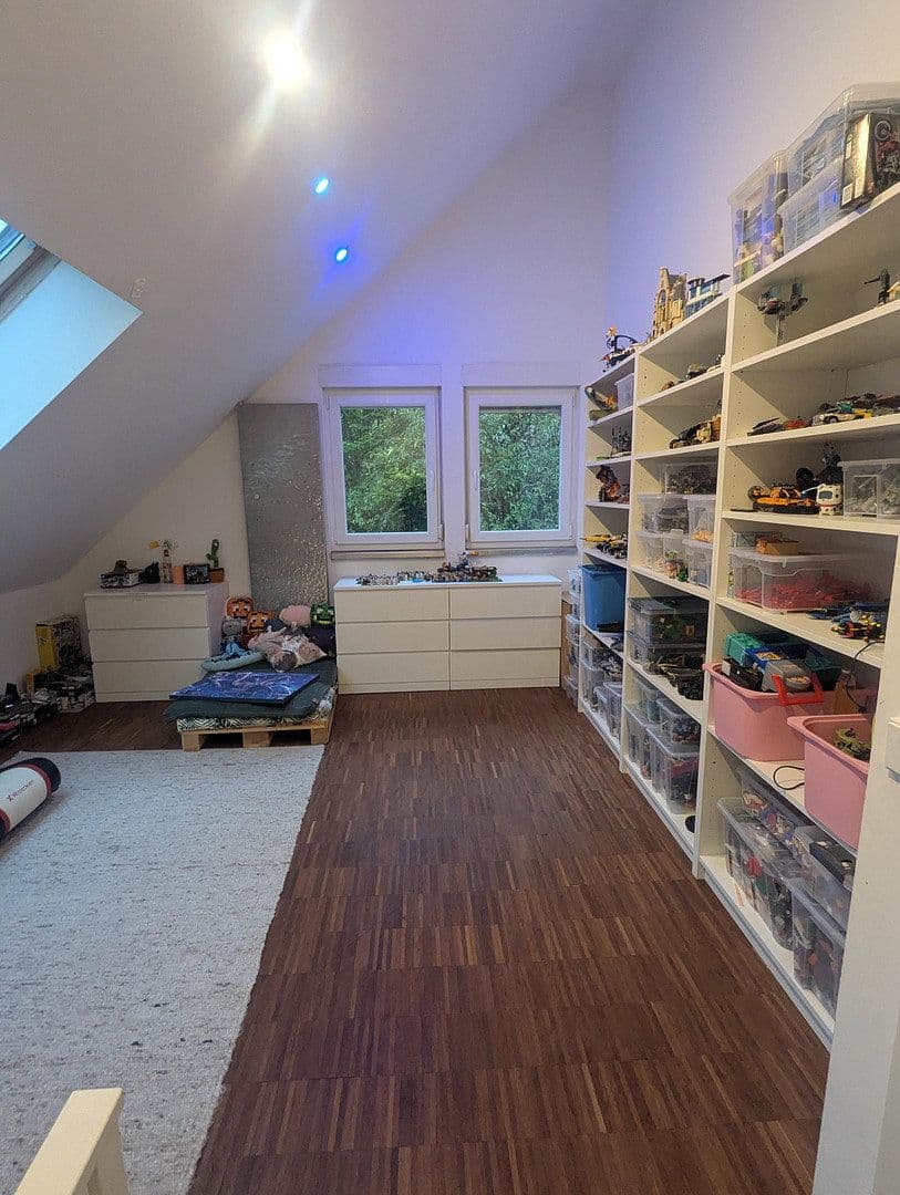 house for sale, 250 m², Korntal-Münchingen, Baden-Württemberg house for sale, 250 m², Korntal-Münchingen, Baden-Württemberg