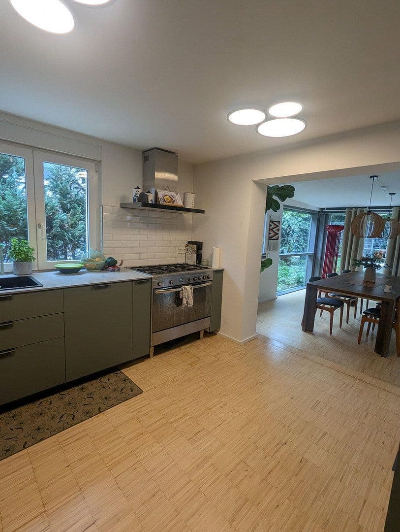 house for sale, 250 m², Korntal-Münchingen, Baden-Württemberg house for sale, 250 m², Korntal-Münchingen, Baden-Württemberg