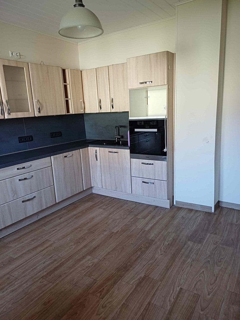 4 bedroom flat to rent, 110 m², Kreuzstr., 16, Sprockhövel, North Rhine-Westphalia 4 bedroom flat to rent, 110 m², Kreuzstr., 16, Sprockhövel, North Rhine-Westphalia