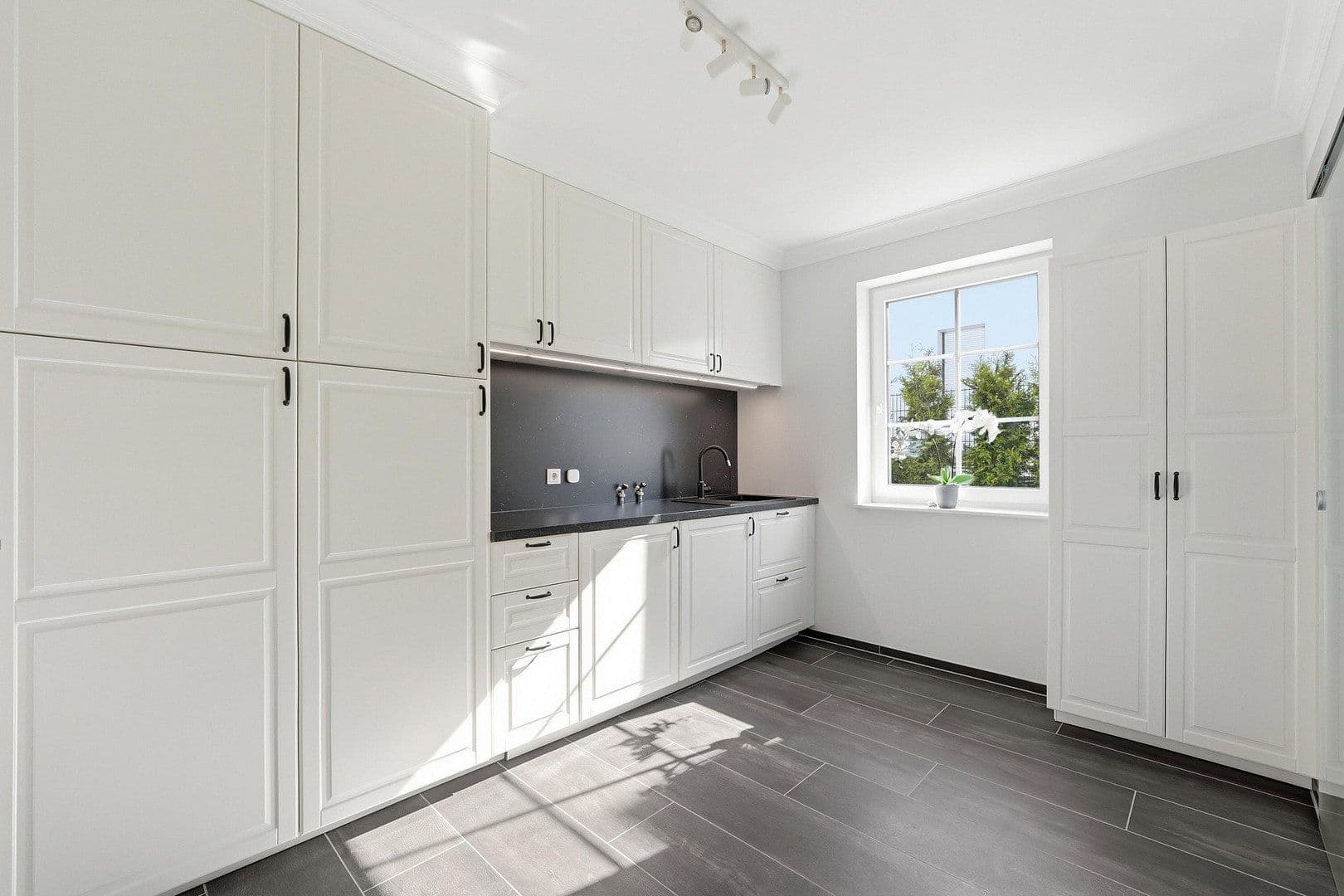 house for sale, 355 m², Odenthal, North Rhine-Westphalia house for sale, 355 m², Odenthal, North Rhine-Westphalia