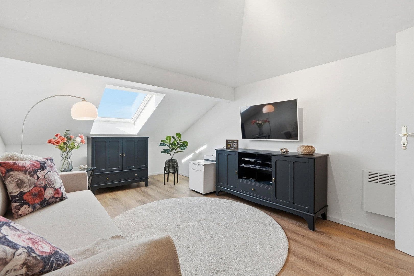 house for sale, 355 m², Odenthal, North Rhine-Westphalia house for sale, 355 m², Odenthal, North Rhine-Westphalia