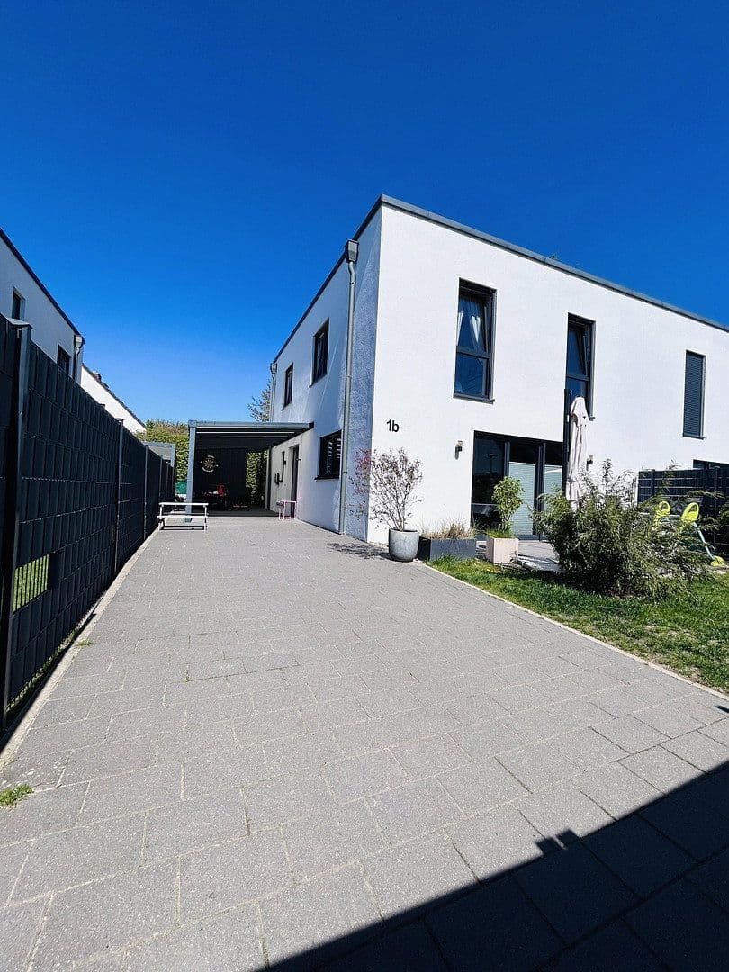 house for sale, 125 m², Isernhagen, Lower Saxony house for sale, 125 m², Isernhagen, Lower Saxony