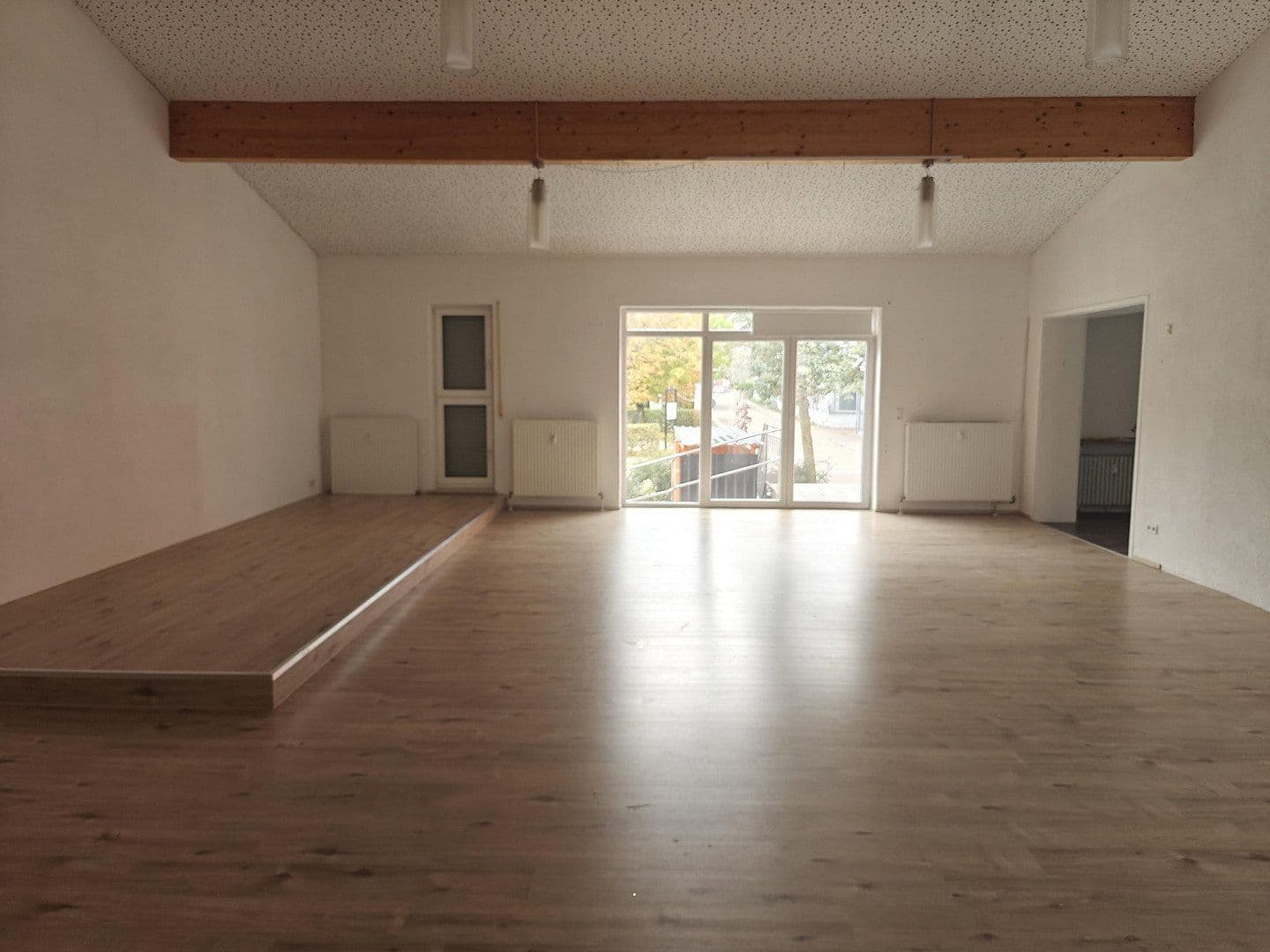office to rent, 240 m², Anbacherstr. 26, Gunzenhausen, Bavaria office to rent, 240 m², Anbacherstr. 26, Gunzenhausen, Bavaria