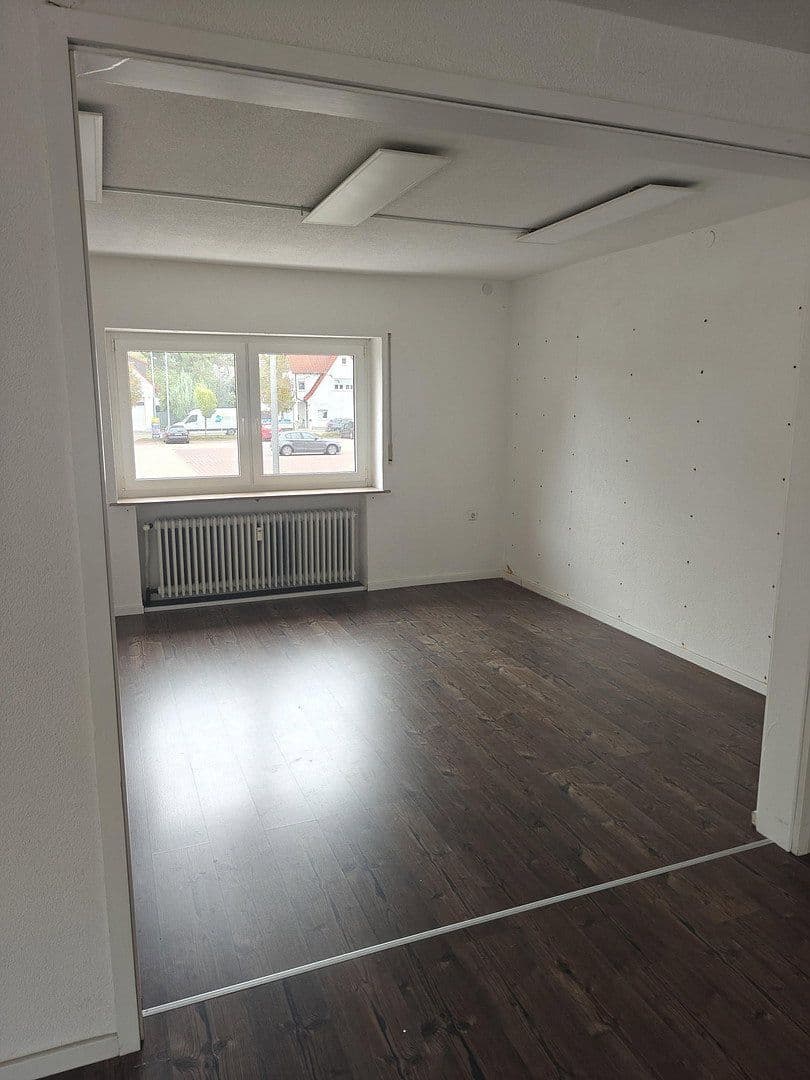 office to rent, 240 m², Anbacherstr. 26, Gunzenhausen, Bavaria office to rent, 240 m², Anbacherstr. 26, Gunzenhausen, Bavaria