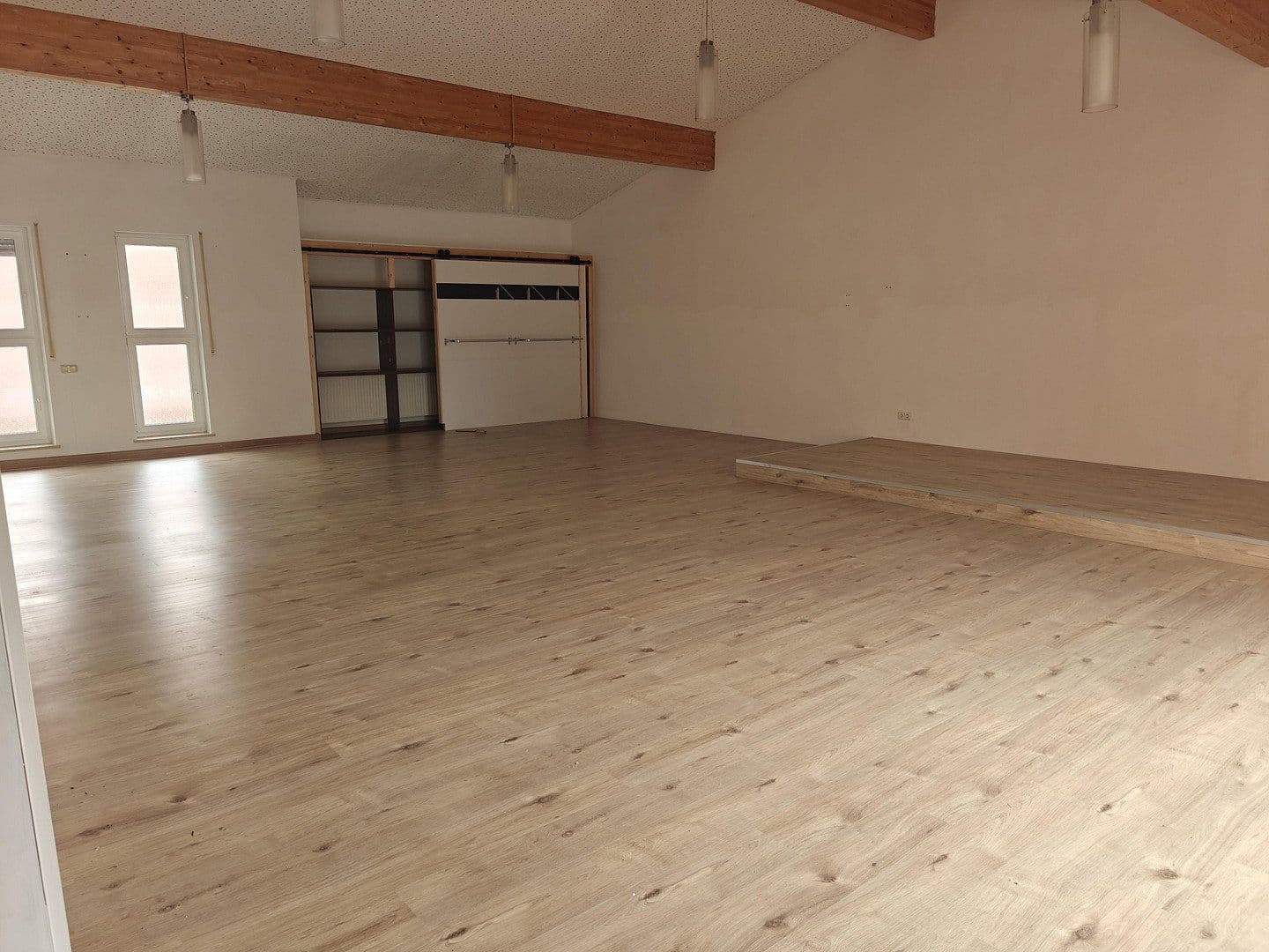 office to rent, 240 m², Anbacherstr. 26, Gunzenhausen, Bavaria office to rent, 240 m², Anbacherstr. 26, Gunzenhausen, Bavaria
