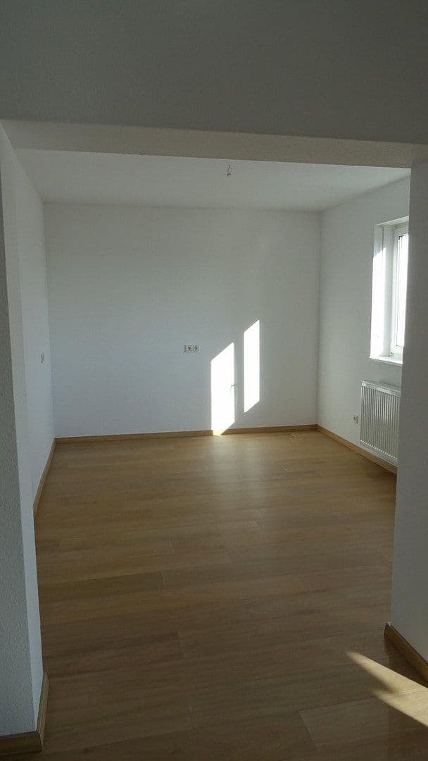 2 bedroom with open-plan kitchen flat to rent, 95 m², Friedberg (Hessen), Hesse 2 bedroom with open-plan kitchen flat to rent, 95 m², Friedberg (Hessen), Hesse