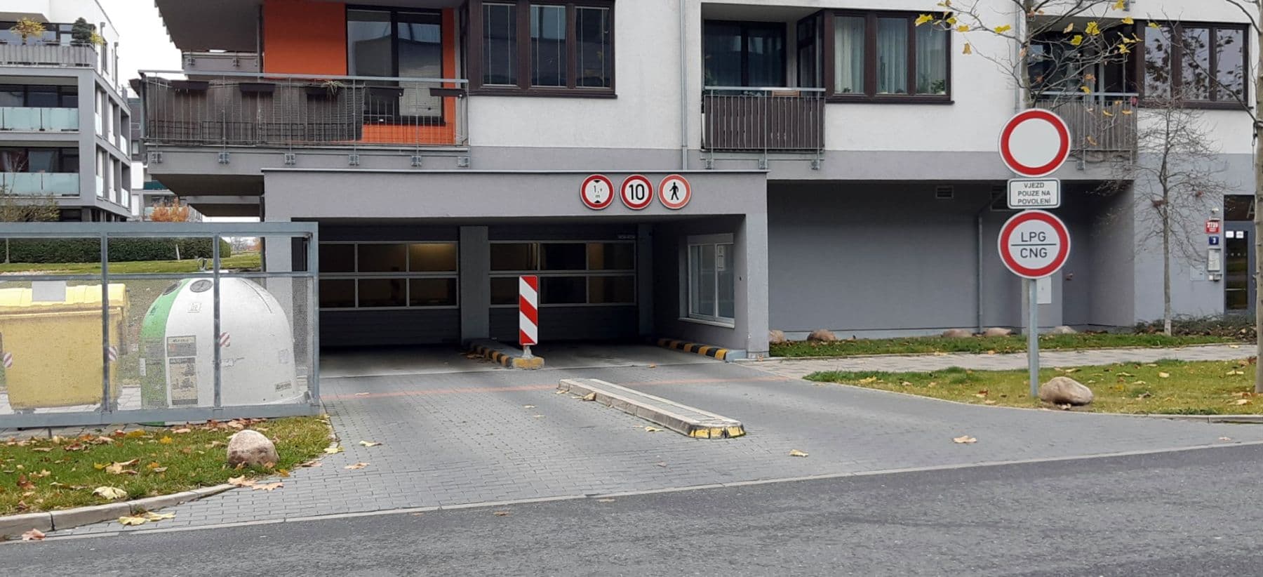 garage to rent, 14 m², Svitákova, Prague, Prague garage to rent, 14 m², Svitákova, Prague, Prague