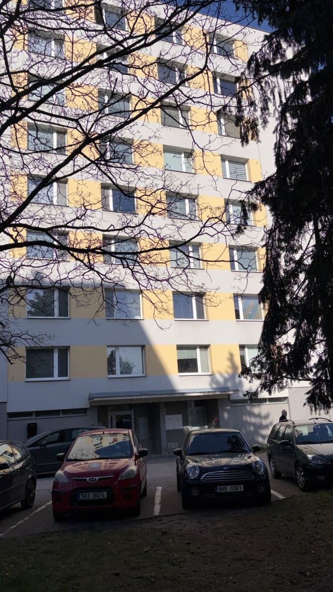 3 bedroom flat to rent, 72 m², K Sokolovně, Hradec Králové, Královéhradecký Region 3 bedroom flat to rent, 72 m², K Sokolovně, Hradec Králové, Královéhradecký Region