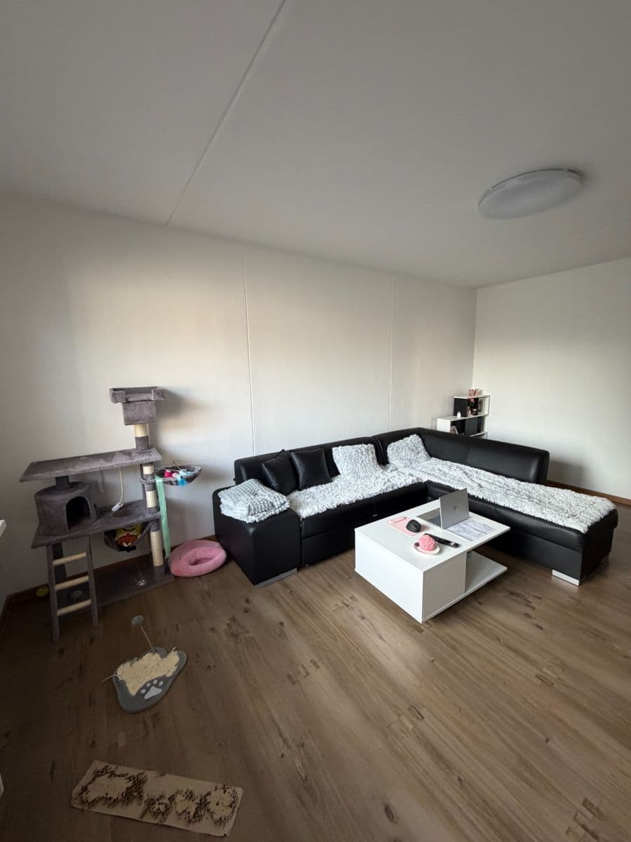 3 bedroom flat to rent, 72 m², K Sokolovně, Hradec Králové, Královéhradecký Region 3 bedroom flat to rent, 72 m², K Sokolovně, Hradec Králové, Královéhradecký Region