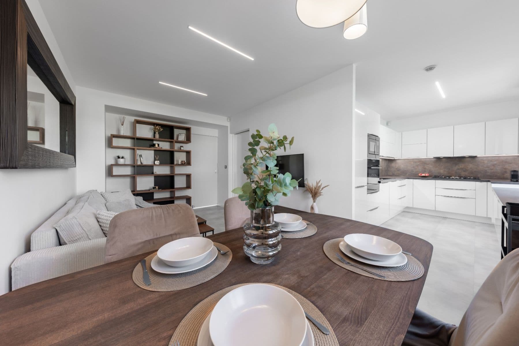 1 bedroom with open-plan kitchen flat for sale, 52 m², Jabloňová, Prague, Prague 1 bedroom with open-plan kitchen flat for sale, 52 m², Jabloňová, Prague, Prague