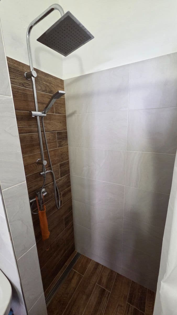 2 bedroom flat to rent, 89 m², Votroubkova, Brno, Jihomoravský Region 2 bedroom flat to rent, 89 m², Votroubkova, Brno, Jihomoravský Region