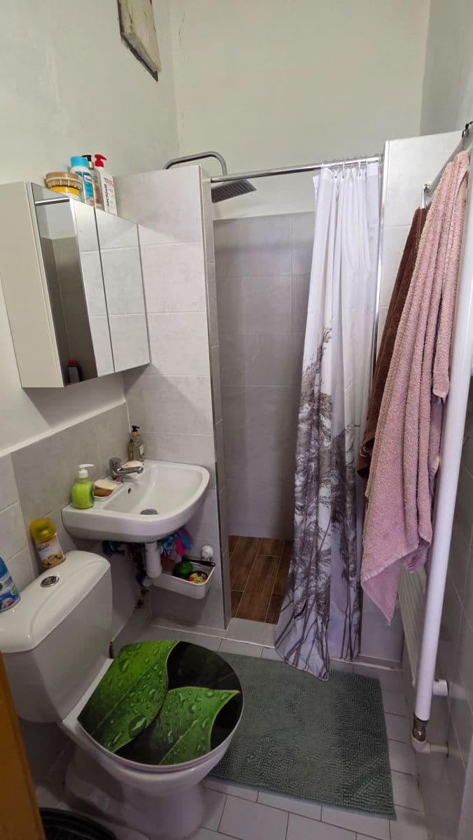 2 bedroom flat to rent, 89 m², Votroubkova, Brno, Jihomoravský Region 2 bedroom flat to rent, 89 m², Votroubkova, Brno, Jihomoravský Region