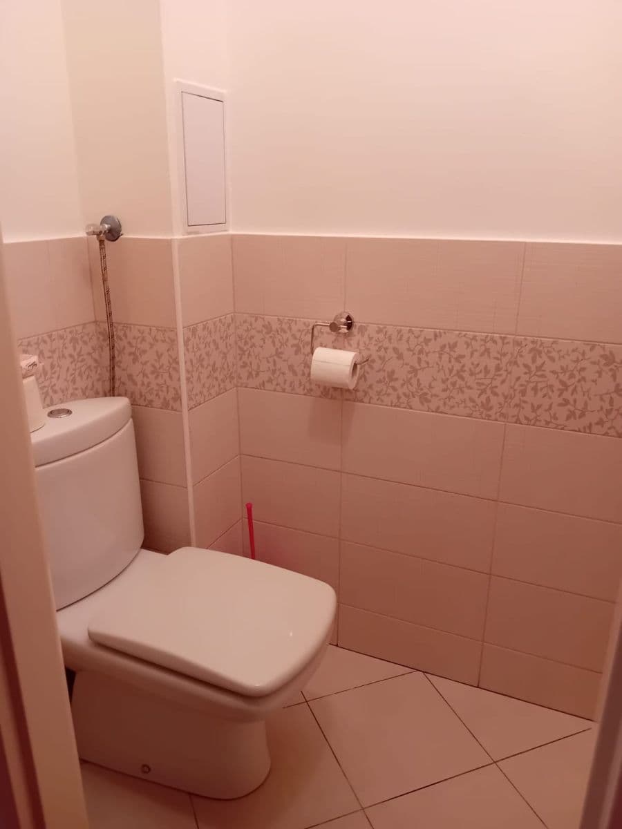 2 bedroom flat to rent, 73 m², Na Hlídce, Prague, Prague 2 bedroom flat to rent, 73 m², Na Hlídce, Prague, Prague