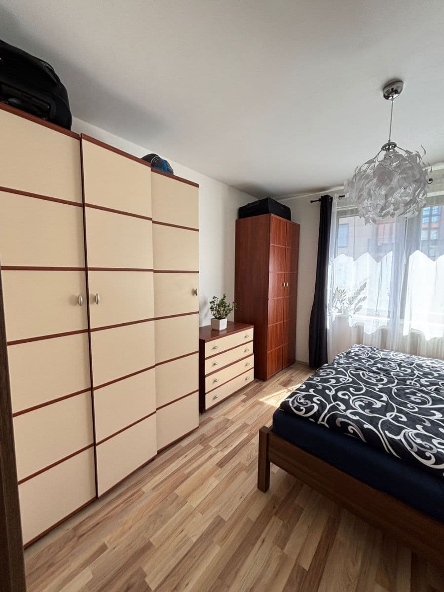 1 bedroom with open-plan kitchen flat to rent, 59 m², Hálův statek, Prague, Prague 1 bedroom with open-plan kitchen flat to rent, 59 m², Hálův statek, Prague, Prague