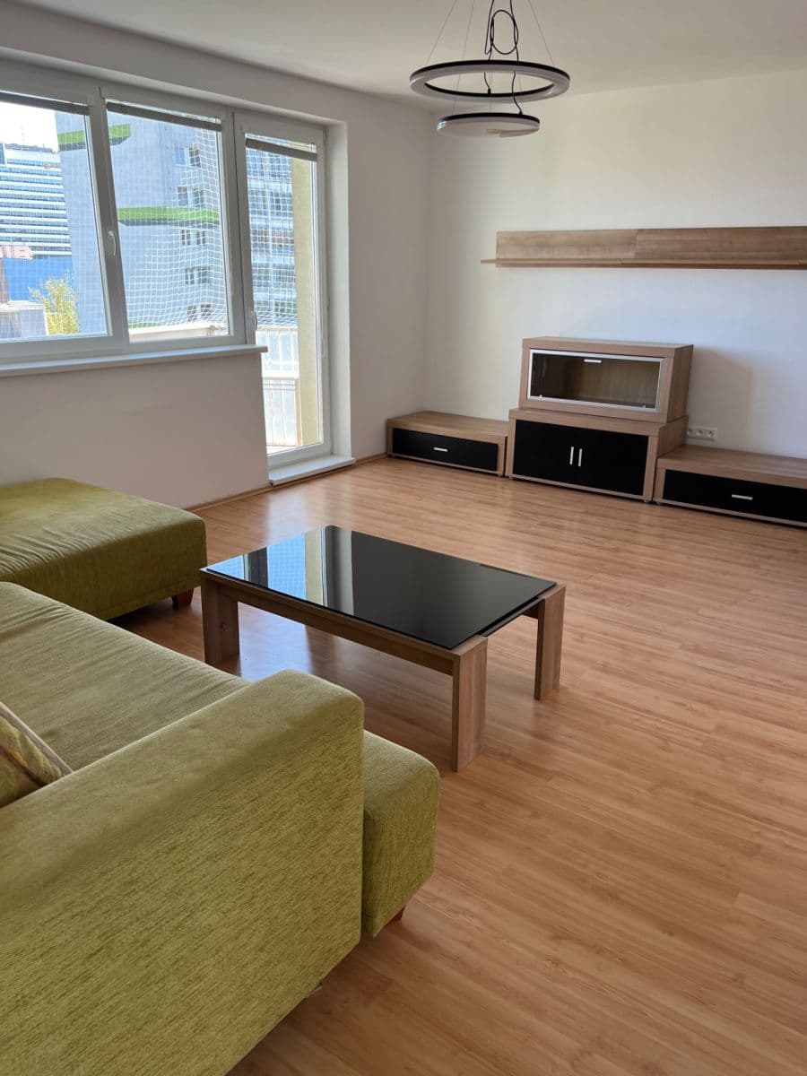 3 bedroom flat to rent, 65 m², Ružová dolina, Ružinov, Bratislavský Region 3 bedroom flat to rent, 65 m², Ružová dolina, Ružinov, Bratislavský Region