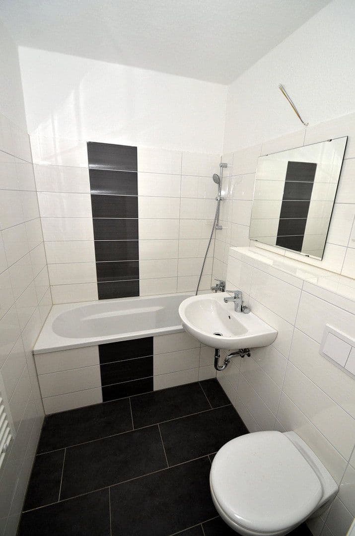 2 bedroom flat to rent, 48 m², Rigaer Strasse 1, Halle (Saale), Saxony-Anhalt 2 bedroom flat to rent, 48 m², Rigaer Strasse 1, Halle (Saale), Saxony-Anhalt
