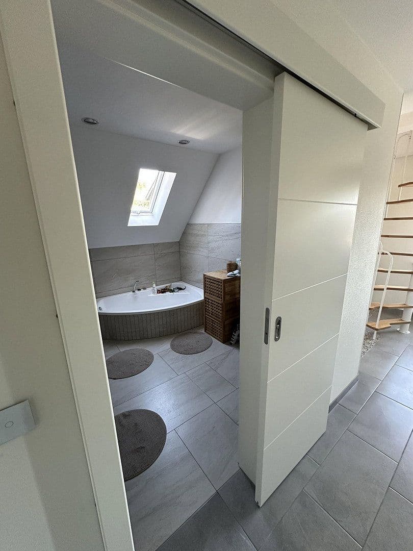 house for sale, 240 m², Bergneustadt, North Rhine-Westphalia house for sale, 240 m², Bergneustadt, North Rhine-Westphalia