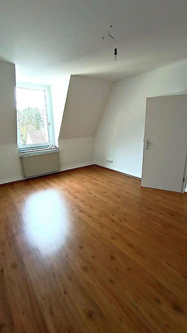 4 bedroom flat to rent, 100 m², Feldstr. 48, Wuppertal, North Rhine-Westphalia 4 bedroom flat to rent, 100 m², Feldstr. 48, Wuppertal, North Rhine-Westphalia