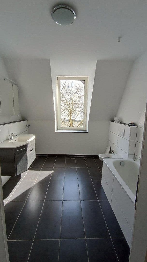 4 bedroom flat to rent, 100 m², Feldstr. 48, Wuppertal, North Rhine-Westphalia 4 bedroom flat to rent, 100 m², Feldstr. 48, Wuppertal, North Rhine-Westphalia