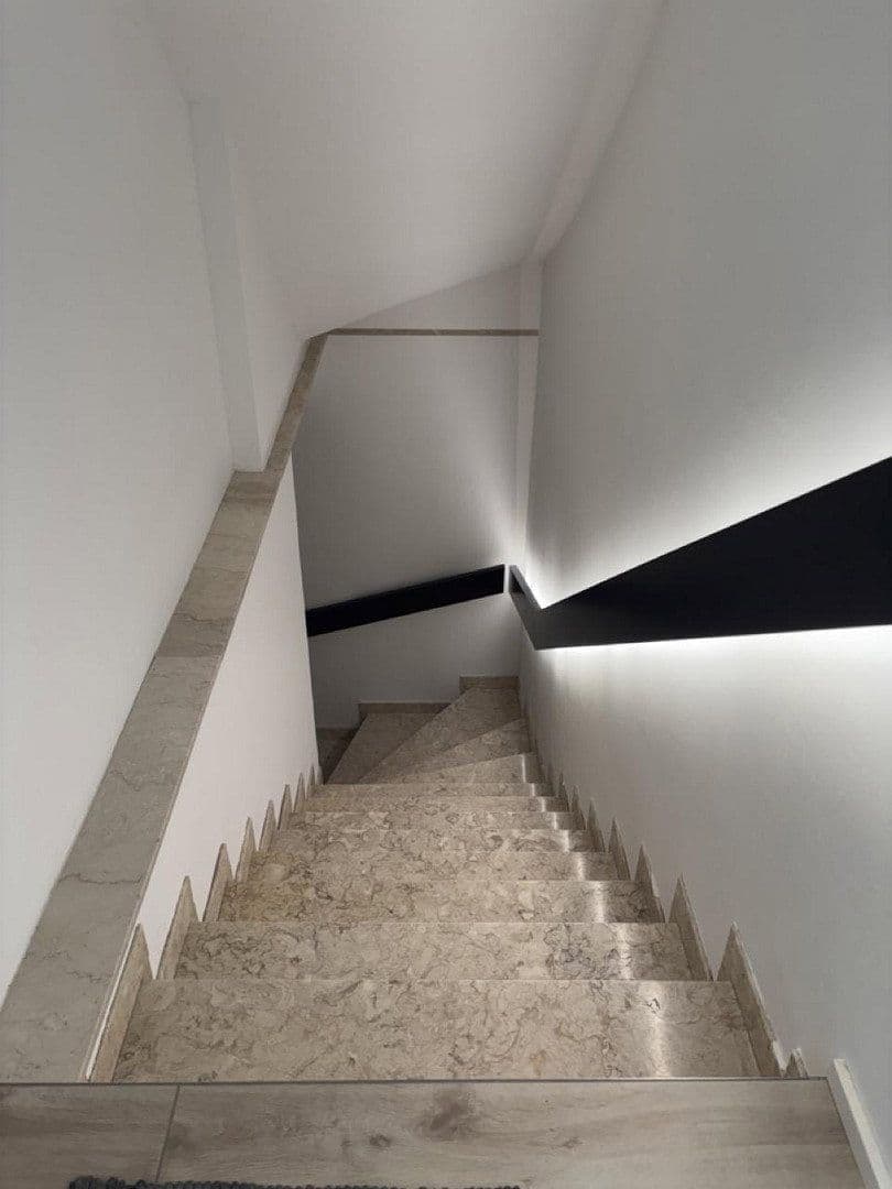 5 bedroom flat to rent, 166 m², Neu-Anspach, Hesse 5 bedroom flat to rent, 166 m², Neu-Anspach, Hesse