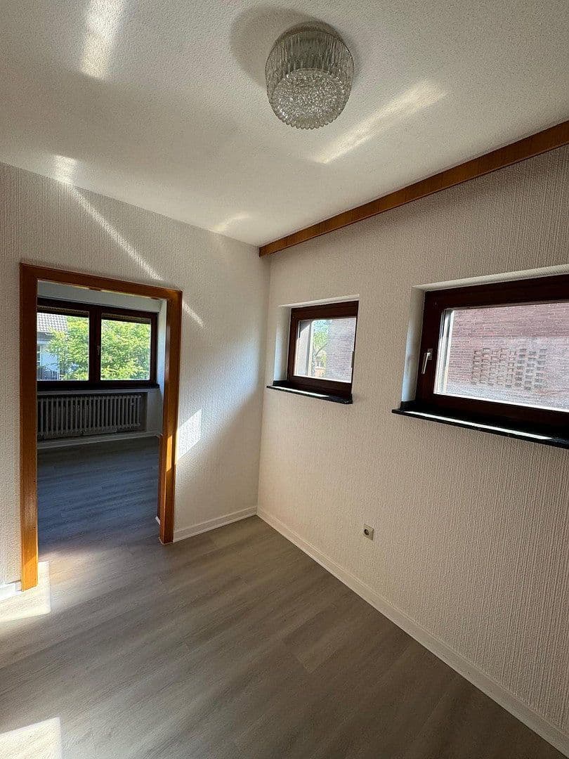 house to rent, 120 m², Oberhausen, North Rhine-Westphalia house to rent, 120 m², Oberhausen, North Rhine-Westphalia