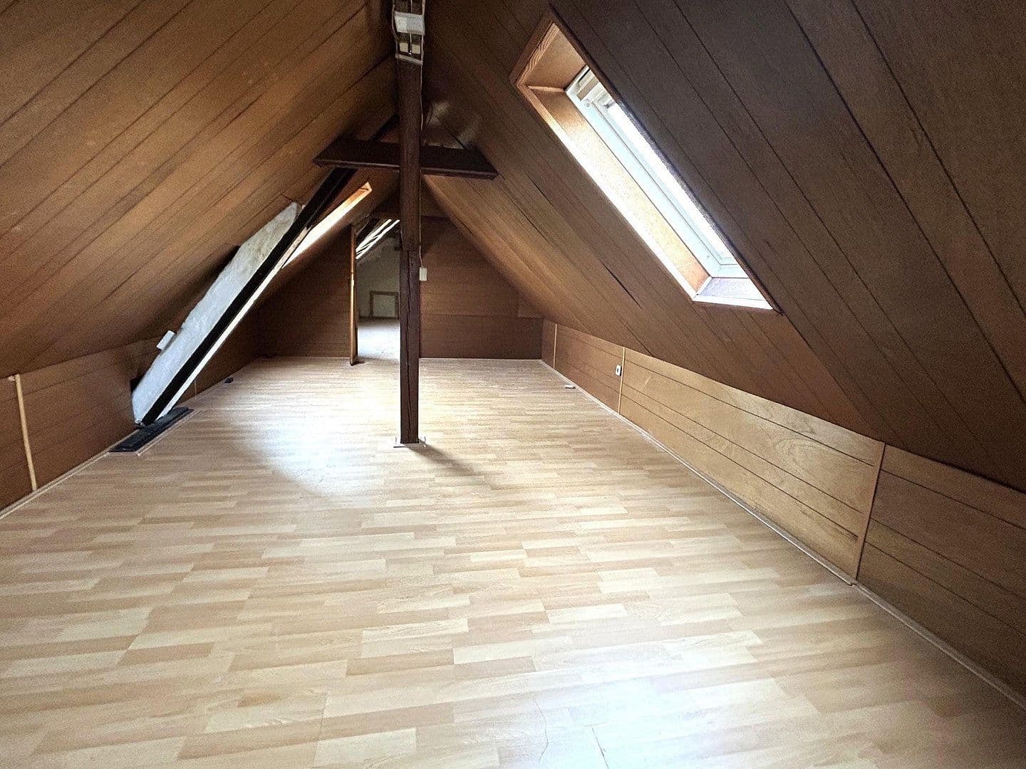 2 bedroom with open-plan kitchen flat to rent, 87 m², Grafenstraße 13, Wuppertal, North Rhine-Westphalia 2 bedroom with open-plan kitchen flat to rent, 87 m², Grafenstraße 13, Wuppertal, North Rhine-Westphalia