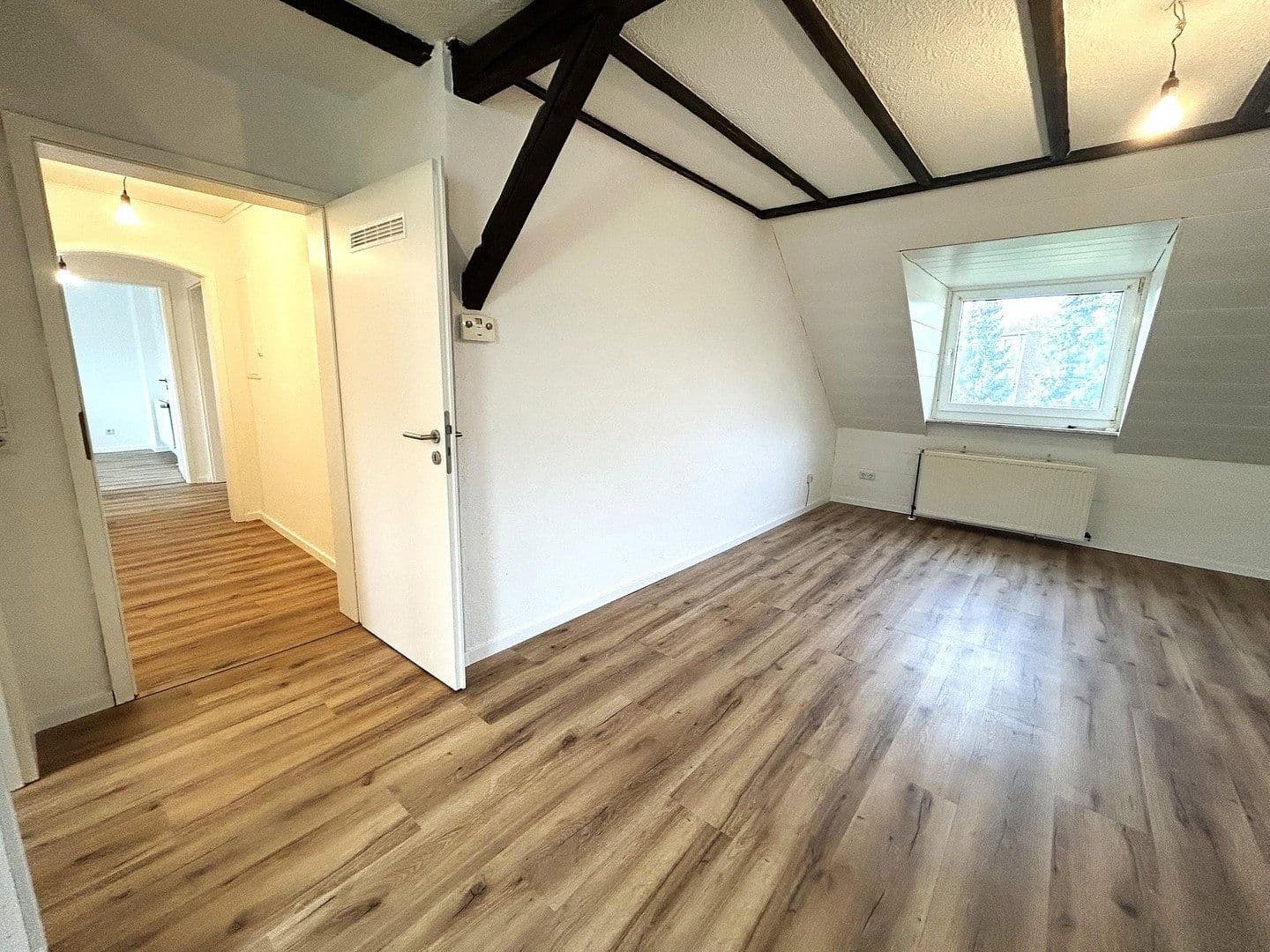 2 bedroom with open-plan kitchen flat to rent, 87 m², Grafenstraße 13, Wuppertal, North Rhine-Westphalia 2 bedroom with open-plan kitchen flat to rent, 87 m², Grafenstraße 13, Wuppertal, North Rhine-Westphalia