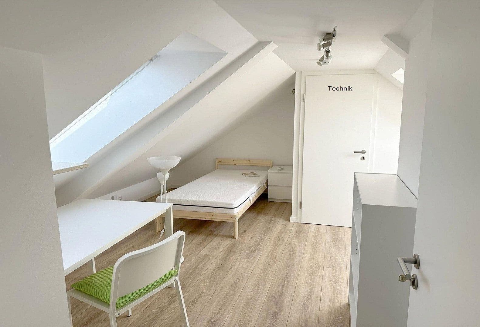 house for sale, 143 m², Benzstr. 1, Dingolfing, Bavaria house for sale, 143 m², Benzstr. 1, Dingolfing, Bavaria