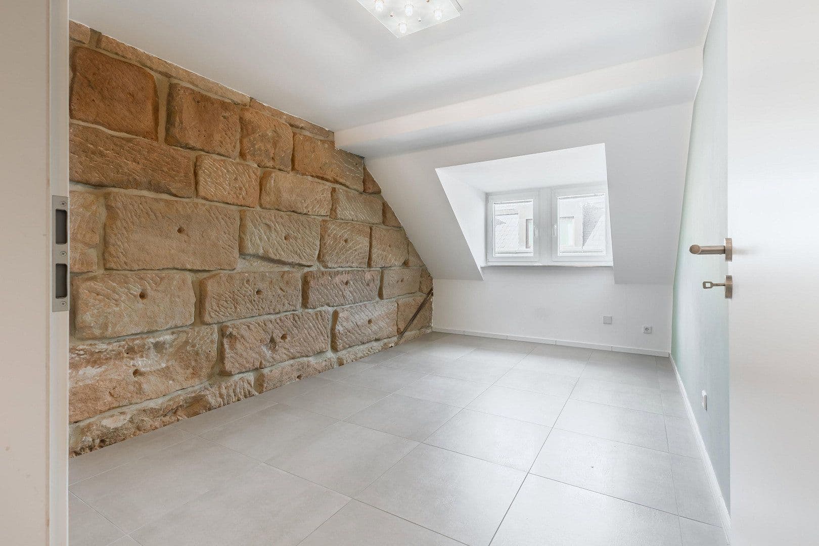 2 bedroom with open-plan kitchen flat to rent, 82 m², Marienstraße 15, Fürth, Bavaria 2 bedroom with open-plan kitchen flat to rent, 82 m², Marienstraße 15, Fürth, Bavaria