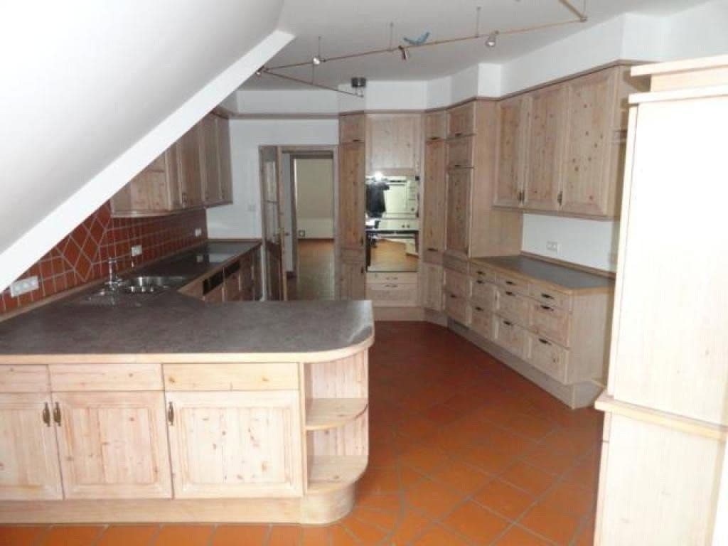 5 bedroom with open-plan kitchen flat to rent, 271 m², Coburg, Bavaria 5 bedroom with open-plan kitchen flat to rent, 271 m², Coburg, Bavaria