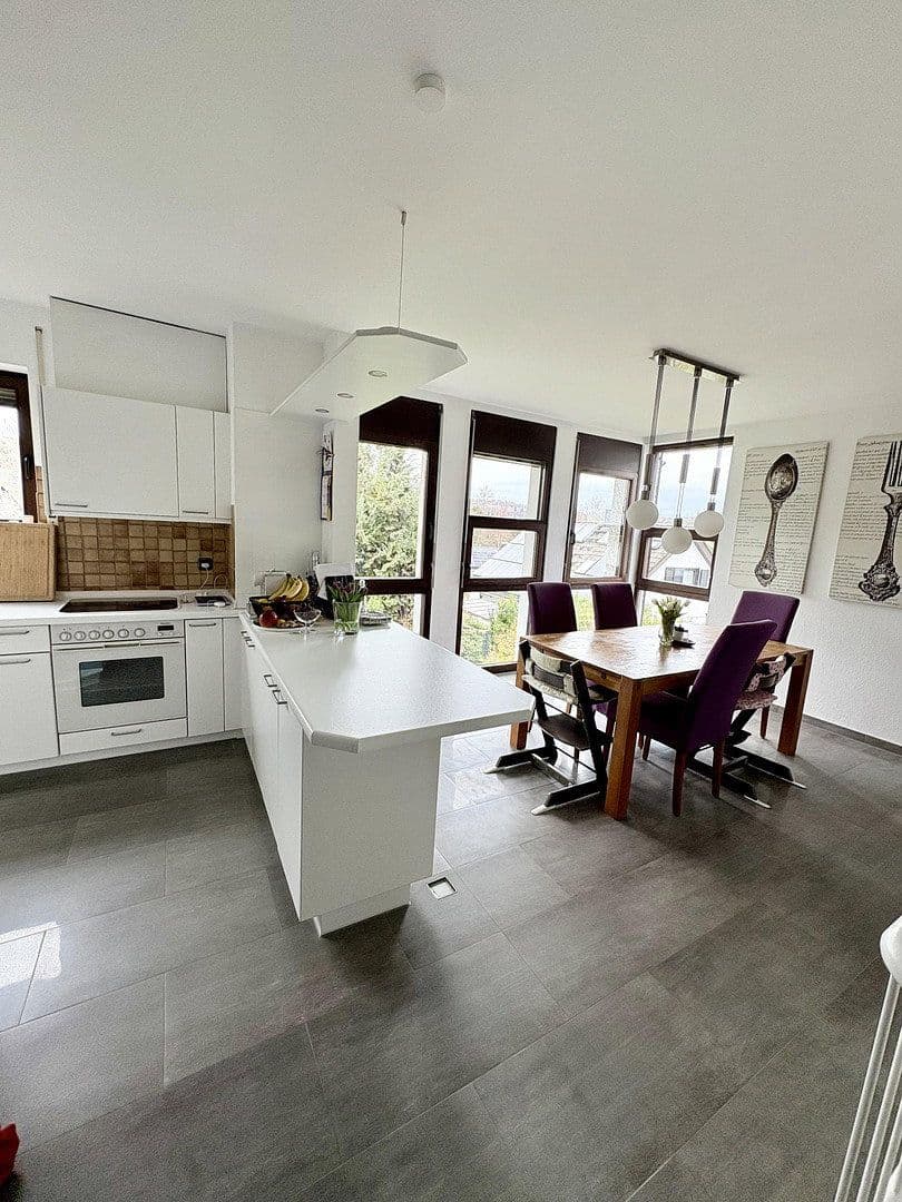 3 bedroom with open-plan kitchen flat for sale, 111 m², Niedernhausen, Hesse 3 bedroom with open-plan kitchen flat for sale, 111 m², Niedernhausen, Hesse