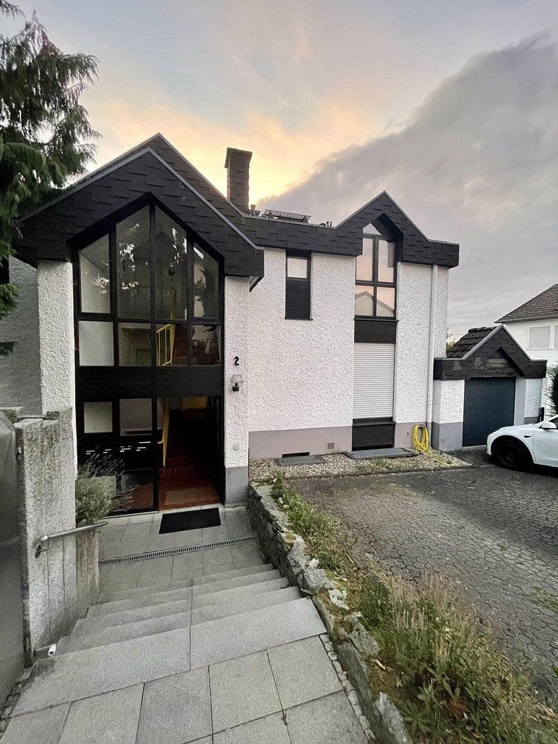 3 bedroom with open-plan kitchen flat for sale, 111 m², Niedernhausen, Hesse 3 bedroom with open-plan kitchen flat for sale, 111 m², Niedernhausen, Hesse