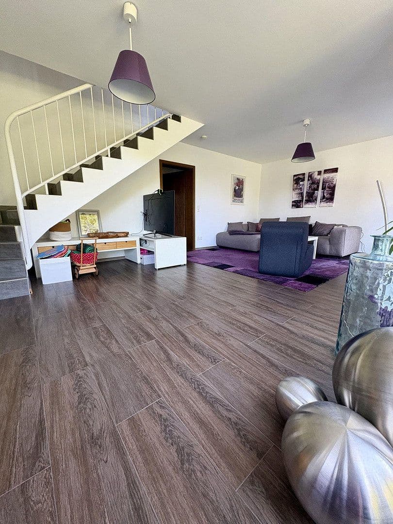 3 bedroom with open-plan kitchen flat for sale, 111 m², Niedernhausen, Hesse 3 bedroom with open-plan kitchen flat for sale, 111 m², Niedernhausen, Hesse