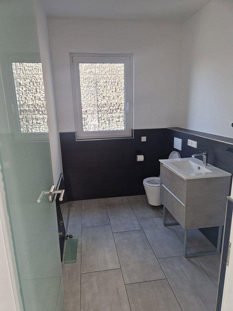 4 bedroom flat to rent, 155 m², Grenzach-Wyhlen, Baden-Württemberg 4 bedroom flat to rent, 155 m², Grenzach-Wyhlen, Baden-Württemberg