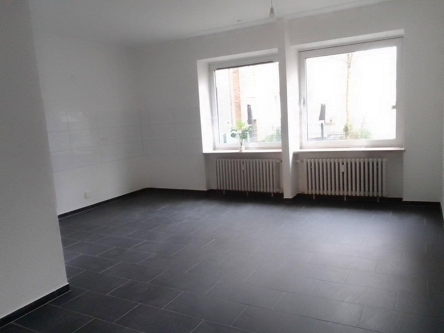 3 bedroom with open-plan kitchen flat to rent, 185 m², Harleßstr. 1a, Düsseldorf, North Rhine-Westphalia 3 bedroom with open-plan kitchen flat to rent, 185 m², Harleßstr. 1a, Düsseldorf, North Rhine-Westphalia