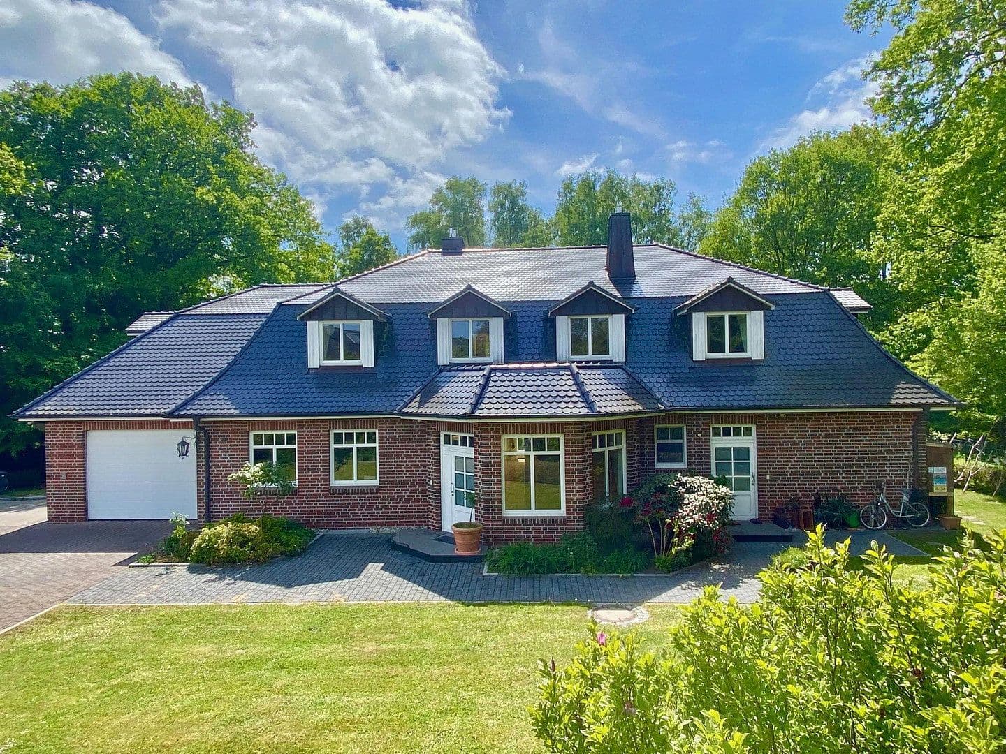 house for sale, 352 m², Quickborn, Schleswig-Holstein house for sale, 352 m², Quickborn, Schleswig-Holstein