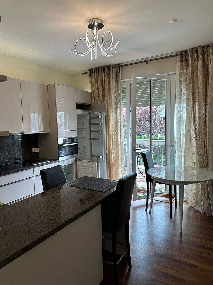 4 bedroom flat to rent, 135 m², Berlin, Berlin 4 bedroom flat to rent, 135 m², Berlin, Berlin