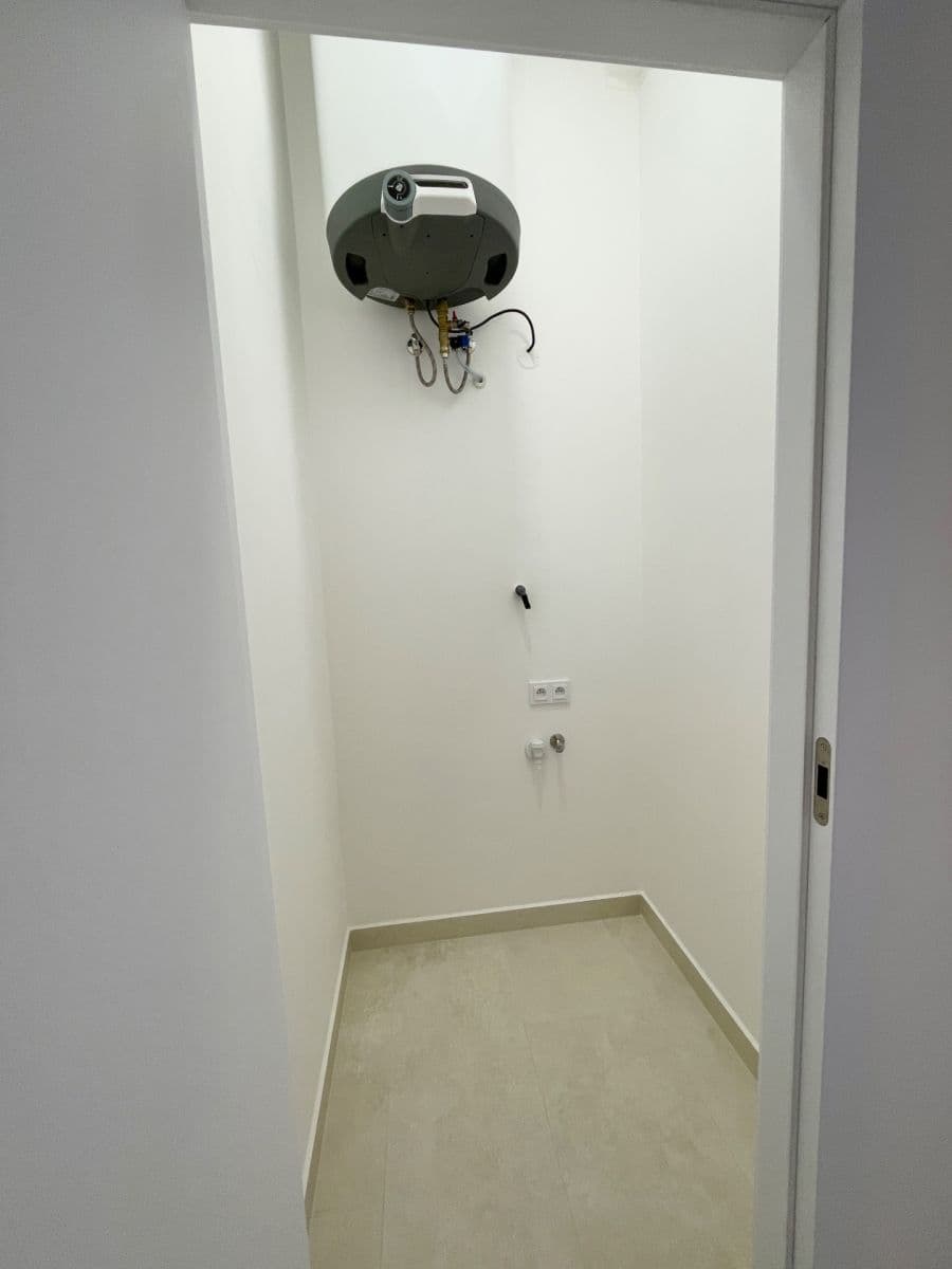 1 bedroom with open-plan kitchen flat for sale, 50 m², Na dolinách, Prague, Prague 1 bedroom with open-plan kitchen flat for sale, 50 m², Na dolinách, Prague, Prague