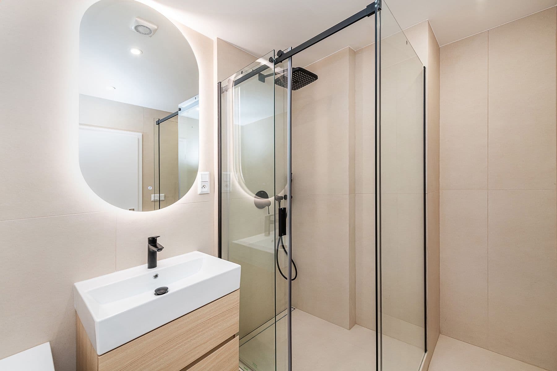 3 bedroom with open-plan kitchen flat for sale, 76 m², Poznaňská, Prague, Prague 3 bedroom with open-plan kitchen flat for sale, 76 m², Poznaňská, Prague, Prague