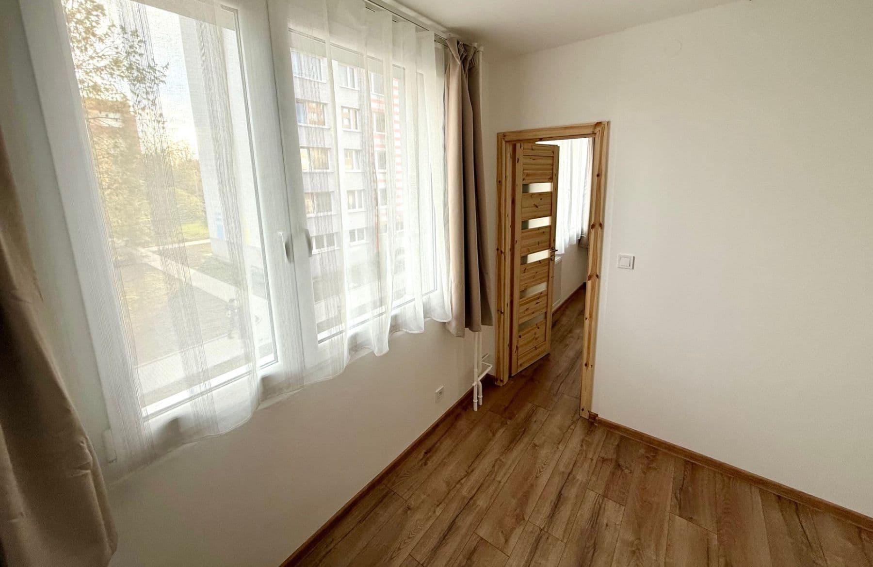 1 bedroom with open-plan kitchen flat to rent, 33 m², Holandská, Kladno, Středočeský Region 1 bedroom with open-plan kitchen flat to rent, 33 m², Holandská, Kladno, Středočeský Region