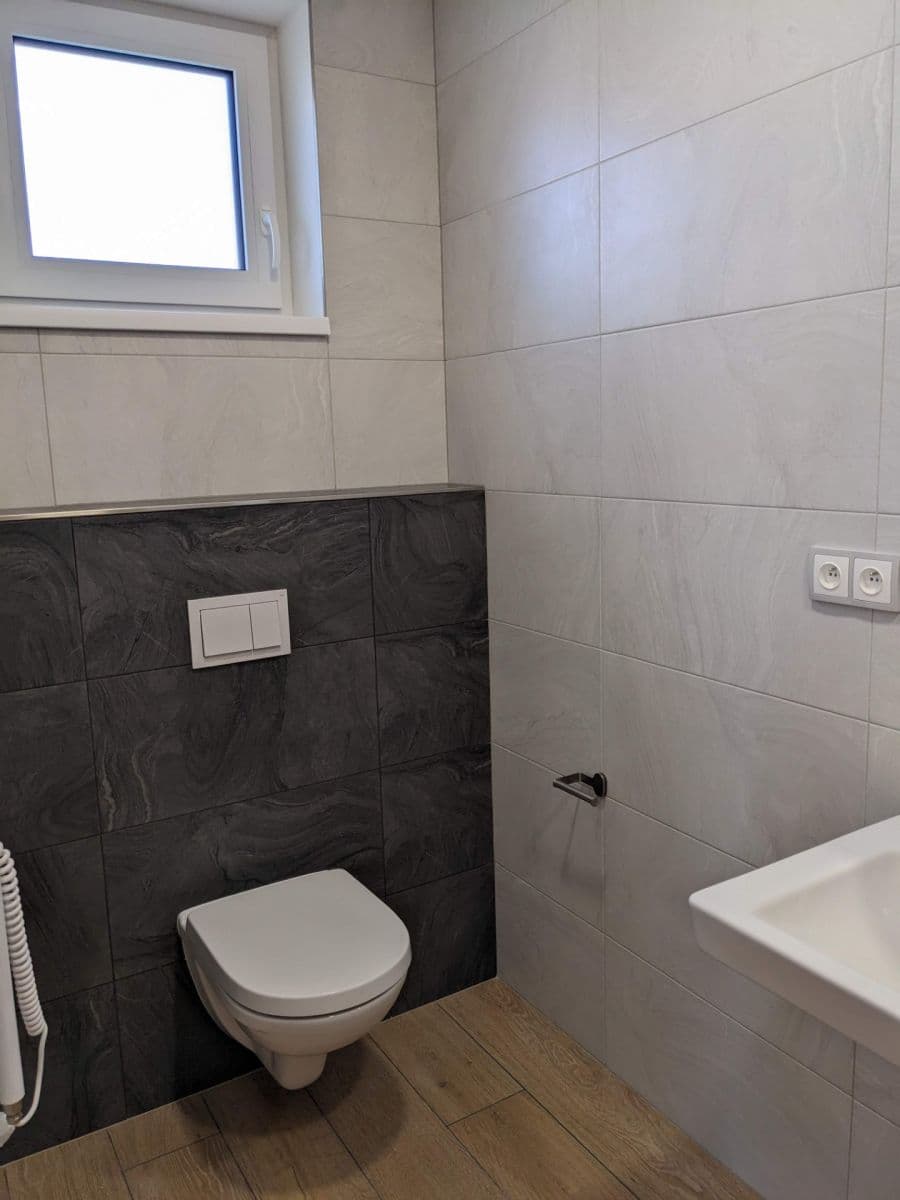 3 bedroom with open-plan kitchen flat to rent, 111 m², K Řeporyjím, Prague, Prague 3 bedroom with open-plan kitchen flat to rent, 111 m², K Řeporyjím, Prague, Prague