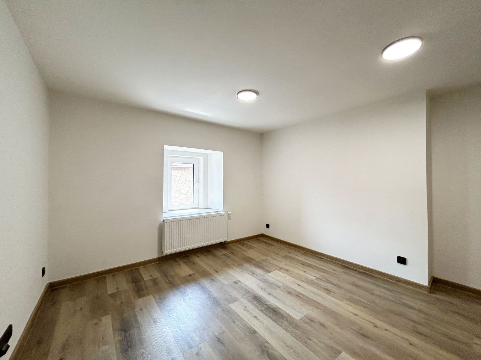 3 bedroom flat to rent, 144 m², Štětí, Ústecký Region 3 bedroom flat to rent, 144 m², Štětí, Ústecký Region