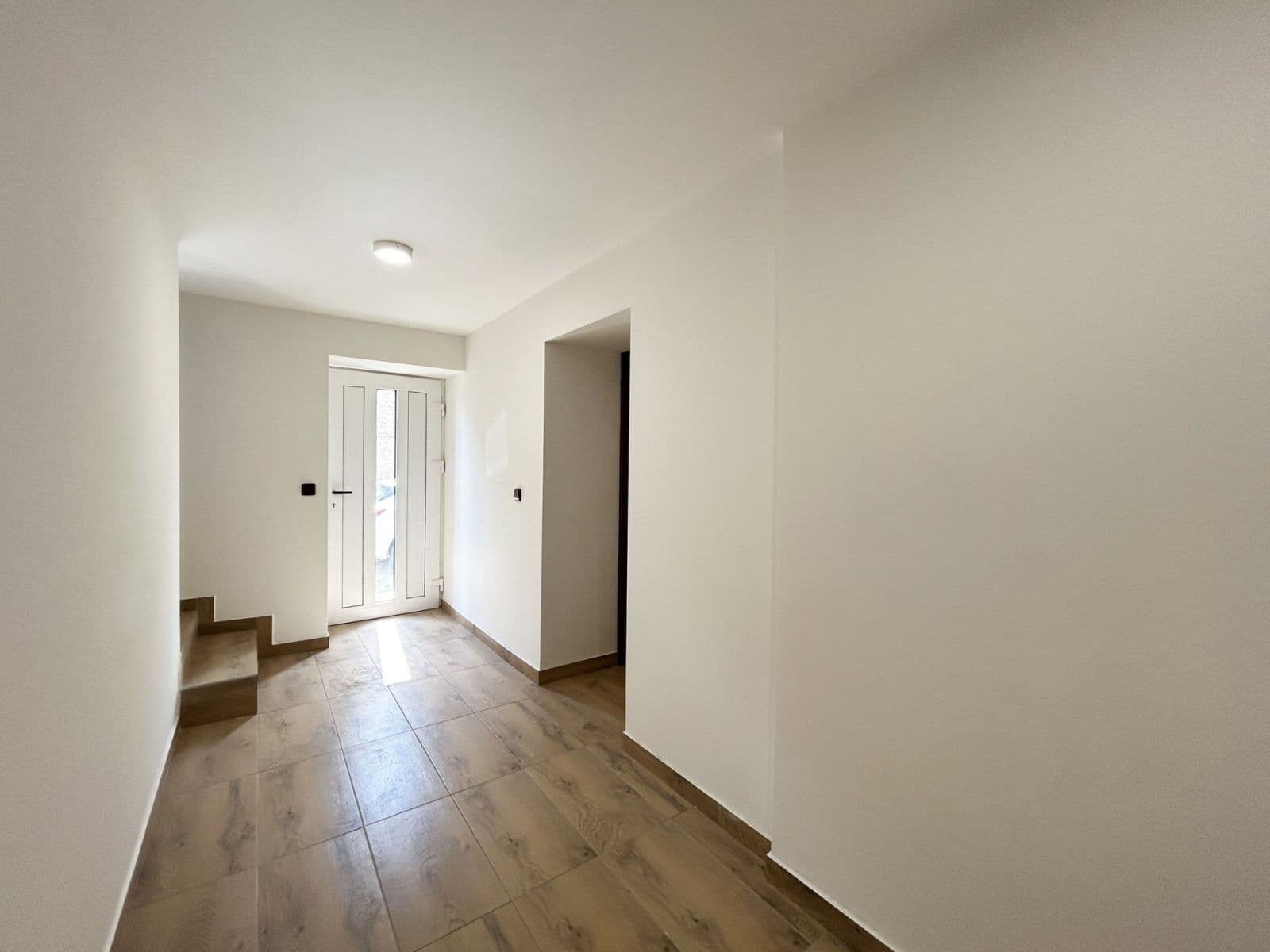 3 bedroom flat to rent, 144 m², Štětí, Ústecký Region 3 bedroom flat to rent, 144 m², Štětí, Ústecký Region