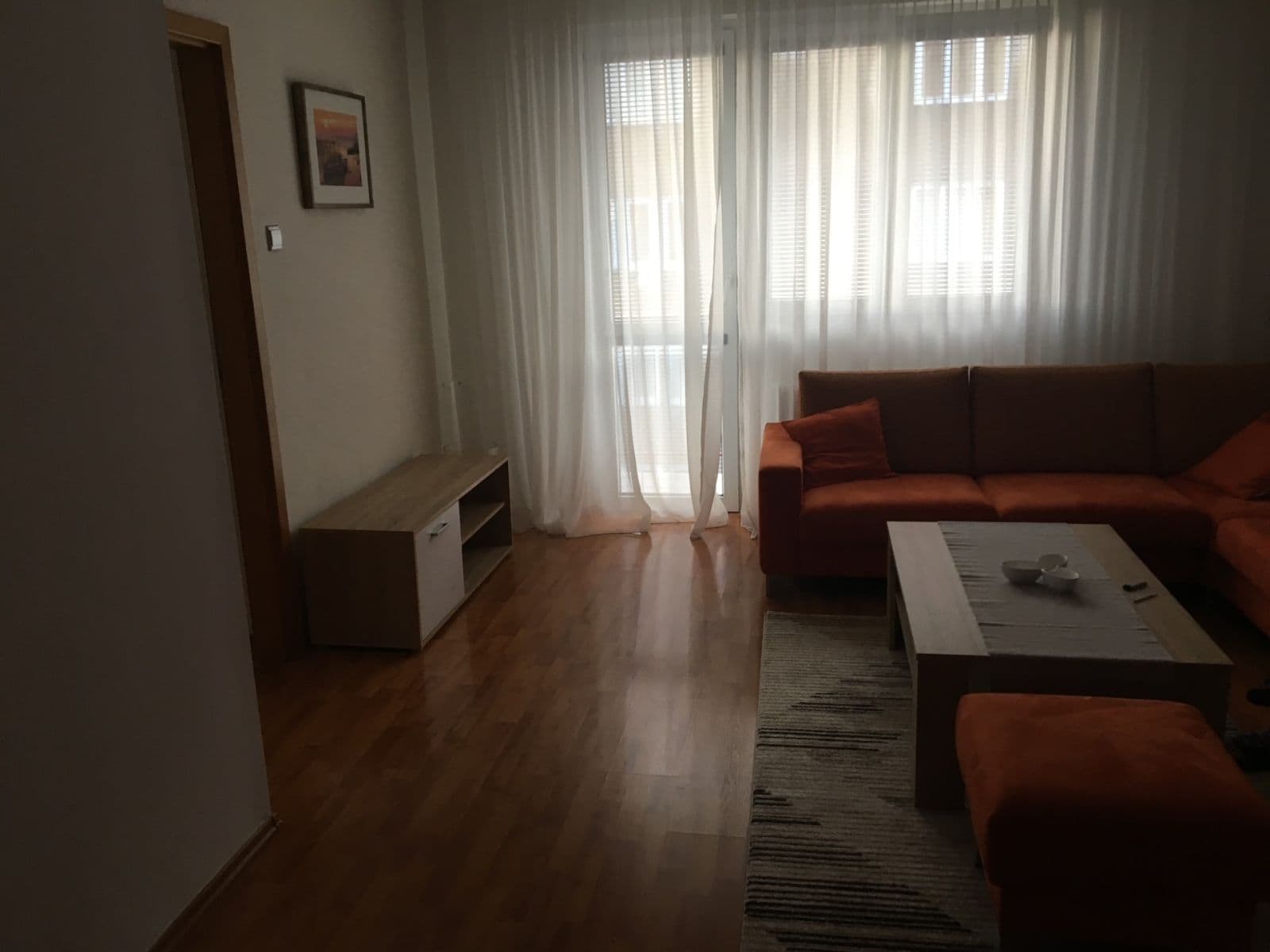 2 bedroom with open-plan kitchen flat to rent, 96 m², Viklefova, Prague, Prague 2 bedroom with open-plan kitchen flat to rent, 96 m², Viklefova, Prague, Prague