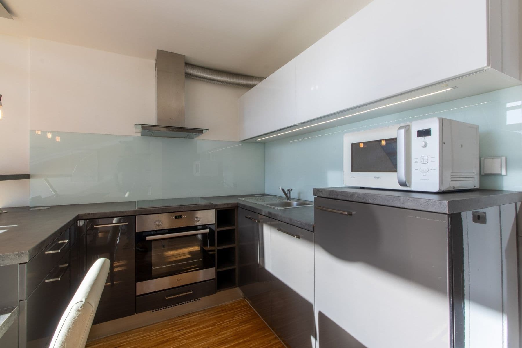 1 bedroom with open-plan kitchen flat to rent, 48 m², U libeňského pivovaru, Prague, Prague 1 bedroom with open-plan kitchen flat to rent, 48 m², U libeňského pivovaru, Prague, Prague